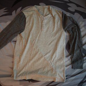 Old Navy Longsleeve tshirt Size Medium 16" 25"
